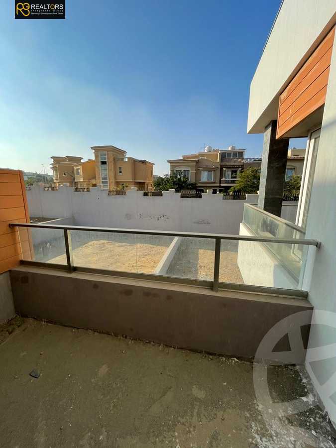 https://aqarmap.com.eg/en/listing/5225146-for-sale-cairo-el-sheikh-zayed-city-compounds-zayed-regency