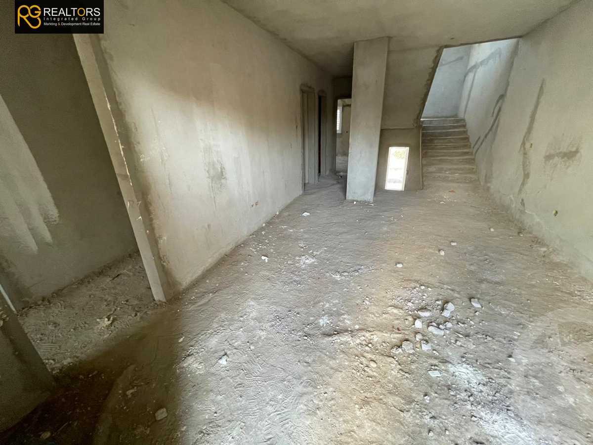 https://aqarmap.com.eg/en/listing/5225146-for-sale-cairo-el-sheikh-zayed-city-compounds-zayed-regency