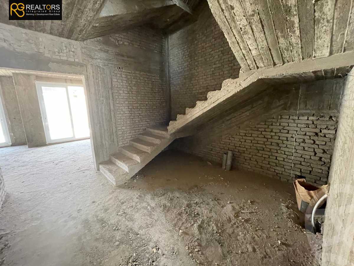 https://aqarmap.com.eg/ar/listing/5234142-for-sale-cairo-6th-of-october-compounds-pyramid-hills