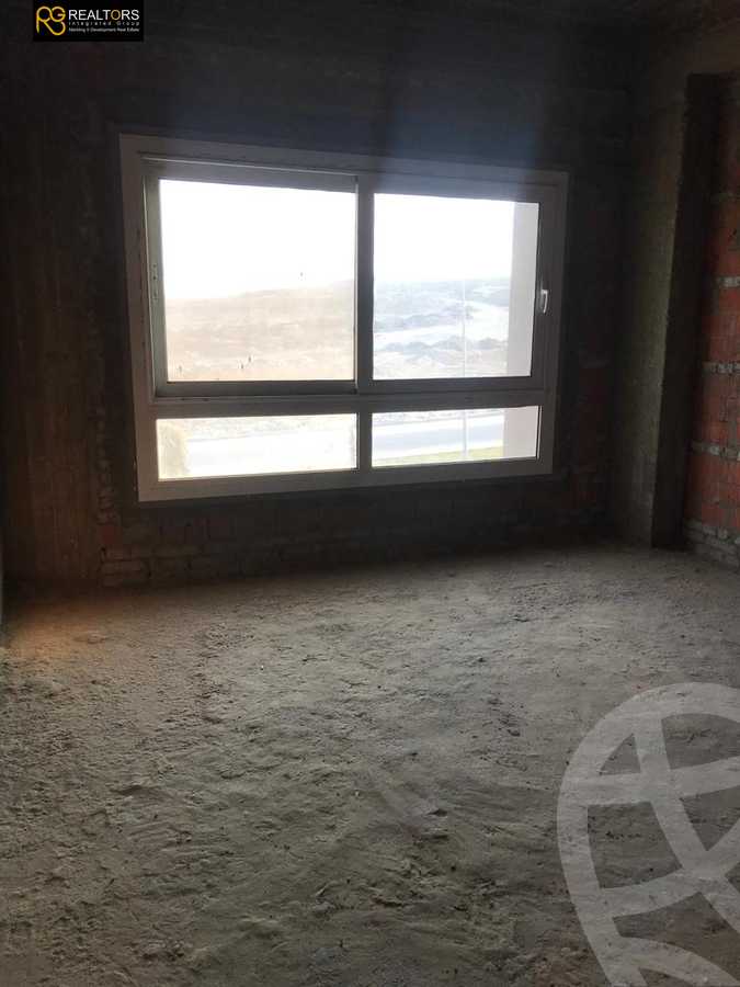 https://aqarmap.com.eg/ar/listing/5242355-for-sale-cairo-el-sheikh-zayed-city-compounds-etapa