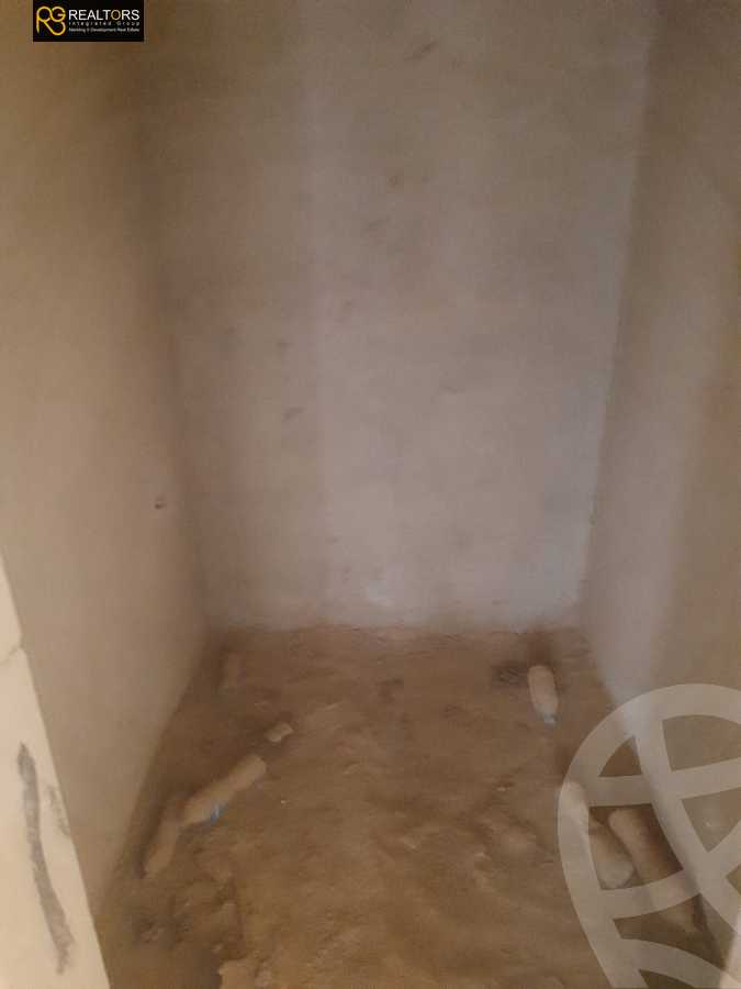 https://aqarmap.com.eg/en/listing/5242791-for-sale-cairo-el-sheikh-zayed-city-compounds-el-karma-4