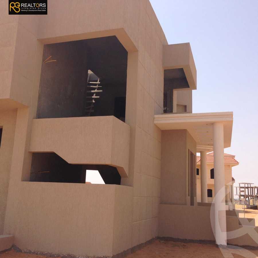 https://aqarmap.com.eg/en/listing/5242867-for-sale-cairo-el-sheikh-zayed-city-alex-cairo-desert-road-mdyn-sfnks-ljdyd-el-ein-valley