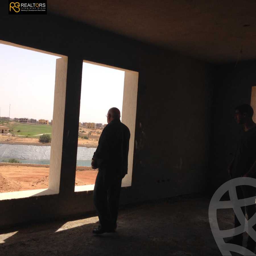 https://aqarmap.com.eg/en/listing/5242867-for-sale-cairo-el-sheikh-zayed-city-alex-cairo-desert-road-mdyn-sfnks-ljdyd-el-ein-valley