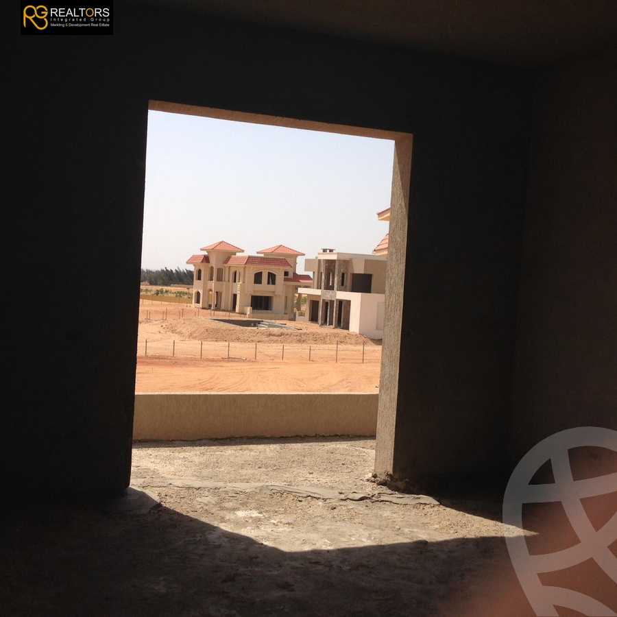 https://aqarmap.com.eg/en/listing/5242867-for-sale-cairo-el-sheikh-zayed-city-alex-cairo-desert-road-mdyn-sfnks-ljdyd-el-ein-valley
