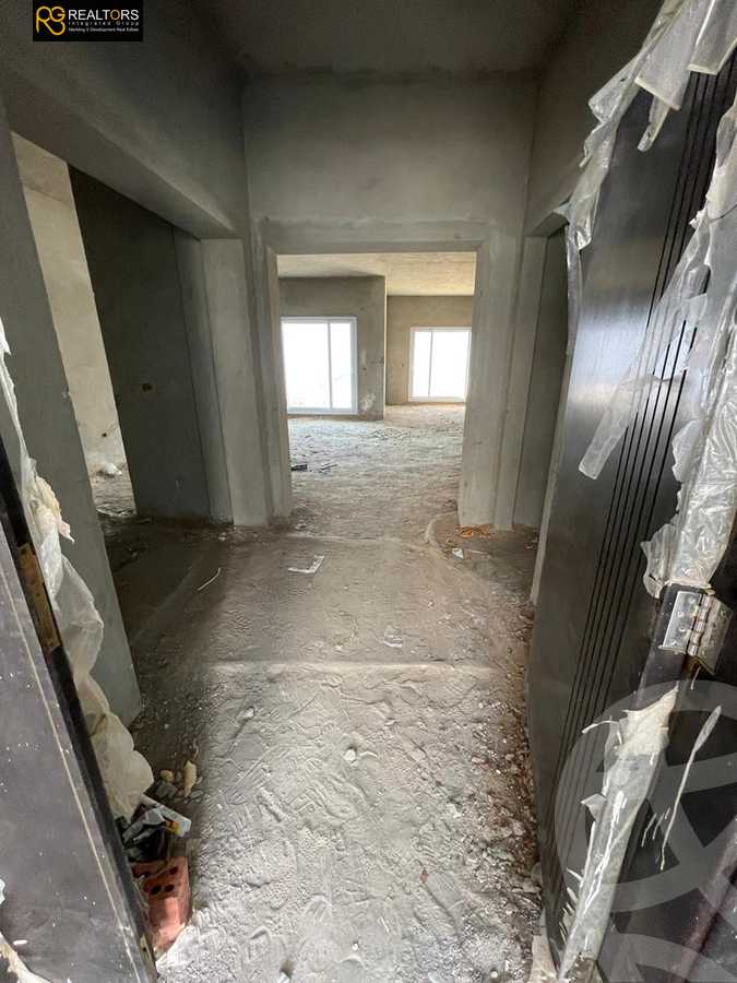 https://aqarmap.com.eg/ar/listing/5243267-for-sale-cairo-el-sheikh-zayed-city-compounds-zayed-regency