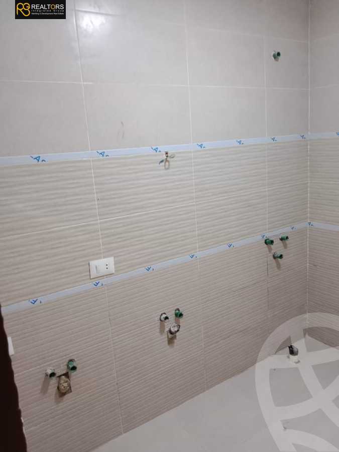 https://aqarmap.com.eg/ar/listing/5246279-for-sale-cairo-6th-of-october-hadaeq-october-kmbwnd-fy-hdyq-ktwbr-eco-west-compound-new-city-development
