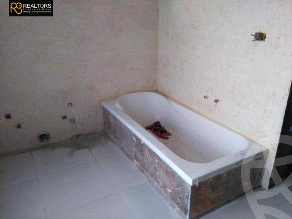 https://aqarmap.com.eg/en/listing/5250560-for-sale-cairo-el-sheikh-zayed-city-lshykh-zyd-ljdyd-golf-el-solimanya
