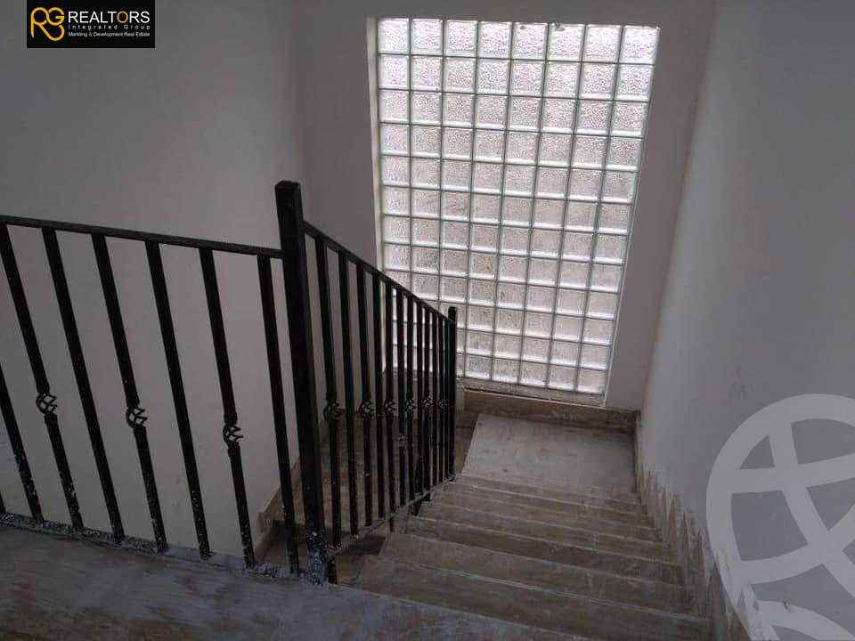 https://aqarmap.com.eg/en/listing/5250560-for-sale-cairo-el-sheikh-zayed-city-lshykh-zyd-ljdyd-golf-el-solimanya