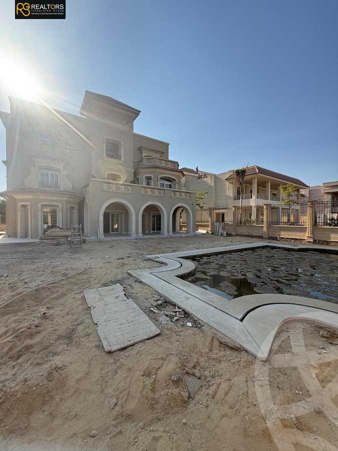 https://aqarmap.com.eg/ar/listing/5250784-for-sale-cairo-new-cairo-compounds-royal-maxim