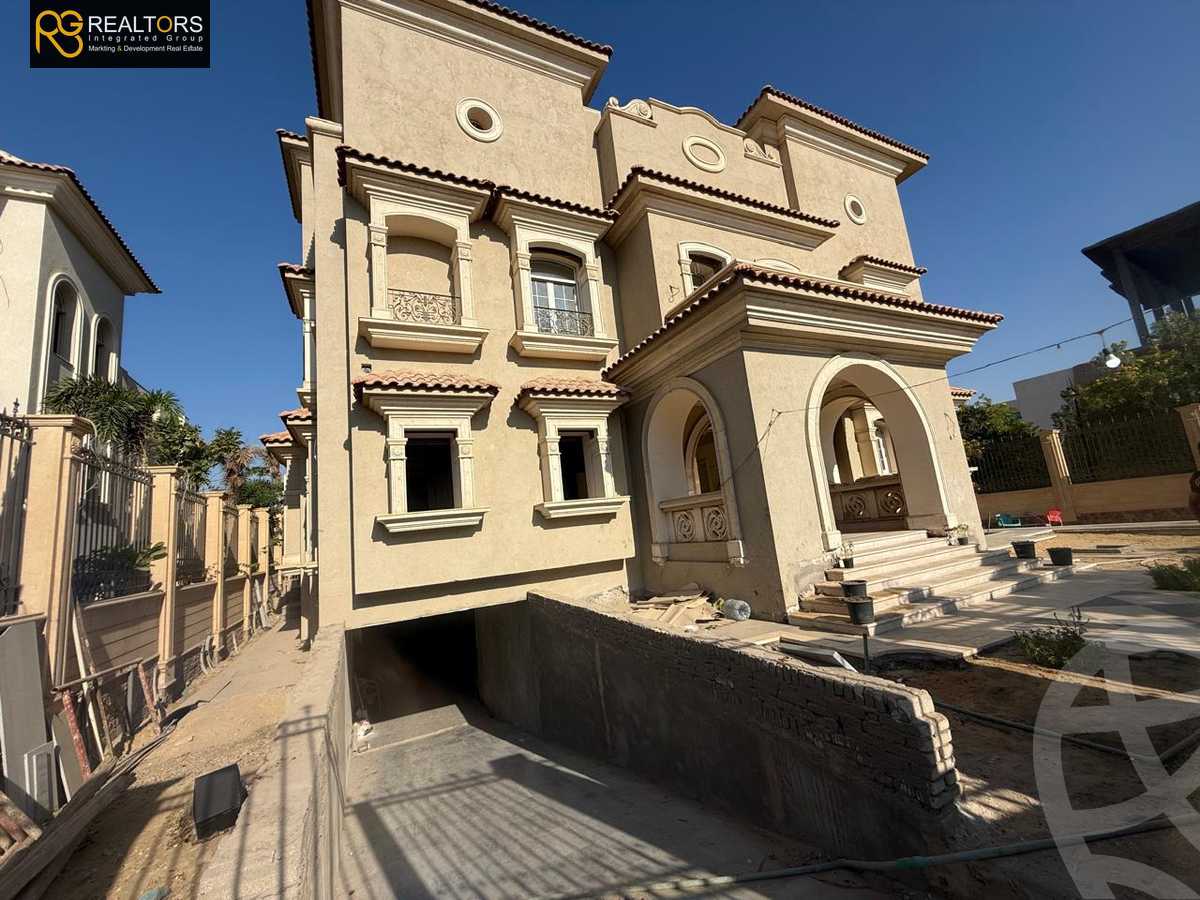 https://aqarmap.com.eg/ar/listing/5250784-for-sale-cairo-new-cairo-compounds-royal-maxim