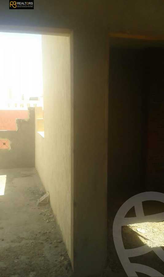 https://aqarmap.com.eg/en/listing/5290623-for-sale-cairo-el-sheikh-zayed-city-alex-cairo-desert-road-mdyn-sfnks-ljdyd-el-ein-valley