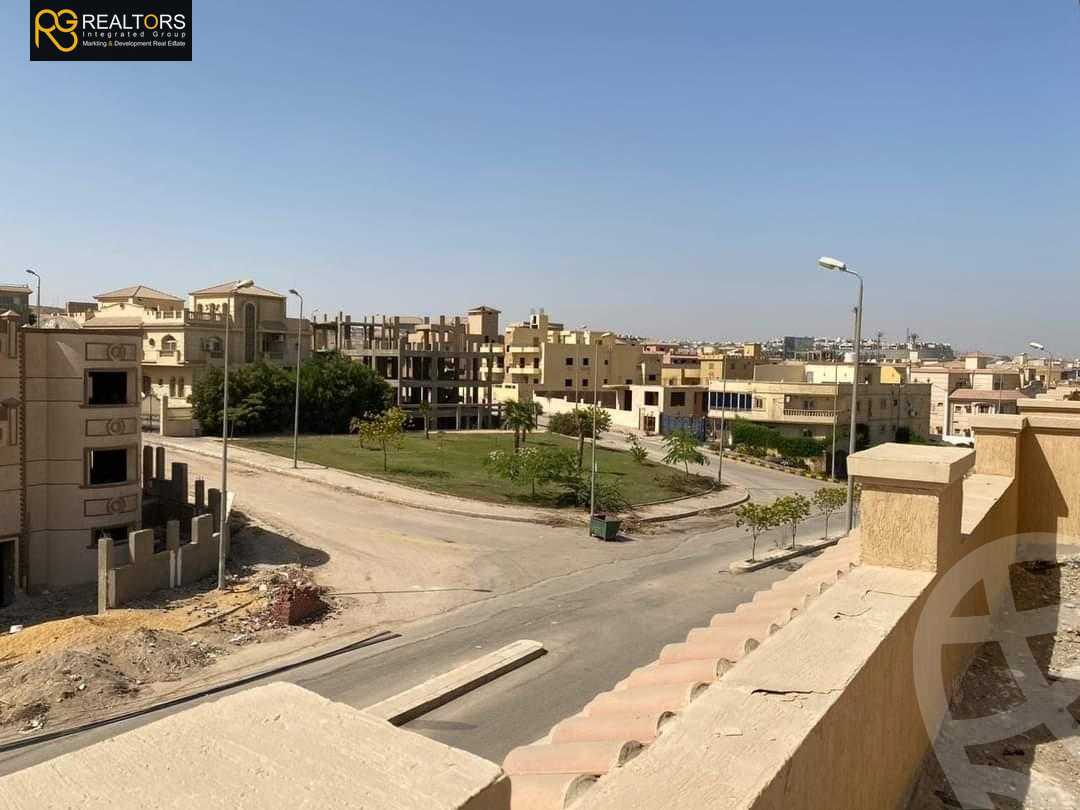 https://aqarmap.com.eg/en/listing/5290650-for-sale-cairo-el-sheikh-zayed-city-el-hay-el-thaleth-ashaer-area-3