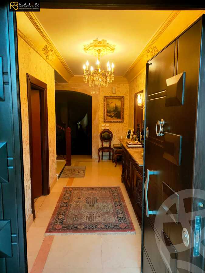 https://aqarmap.com.eg/ar/listing/5291084-for-sale-cairo-6th-of-october-compounds-mena-garden-city
