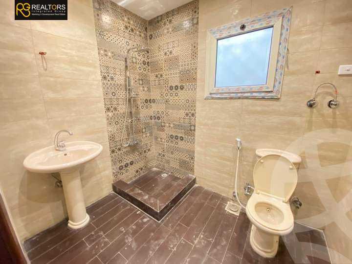 https://aqarmap.com.eg/en/listing/5293526-for-sale-cairo-6th-of-october-featured-neighborhood-first-touristic-village-el-shaheed-mohammed-abdul-latif-alshimi-st