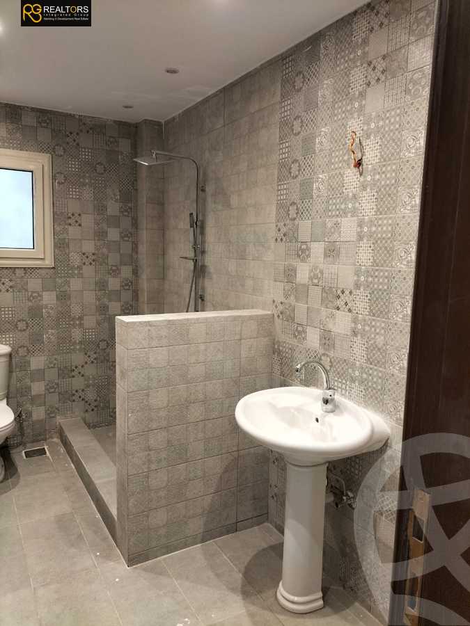 https://aqarmap.com.eg/en/listing/5293526-for-sale-cairo-6th-of-october-featured-neighborhood-first-touristic-village-el-shaheed-mohammed-abdul-latif-alshimi-st