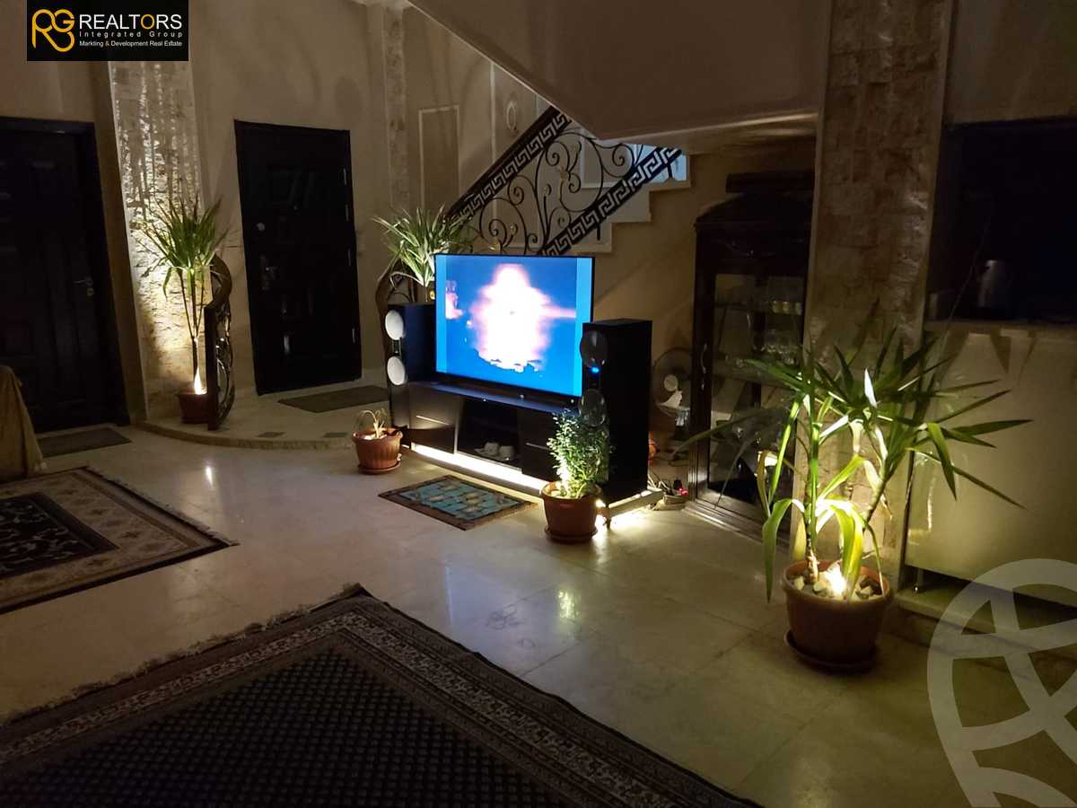 https://aqarmap.com.eg/en/listing/5294309-for-sale-cairo-6th-of-october-hadaeq-october