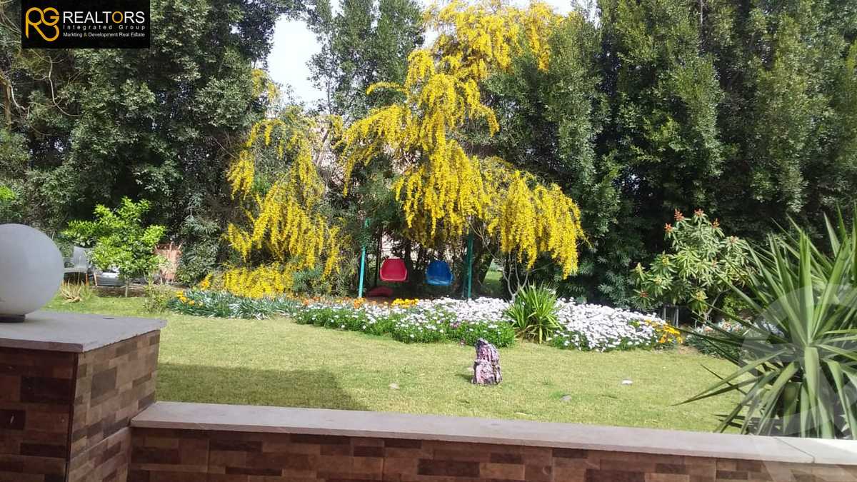 https://aqarmap.com.eg/en/listing/5344298-for-sale-cairo-el-sheikh-zayed-city-alex-cairo-desert-road-mdyn-sfnks-ljdyd-stella-di-mare-farms