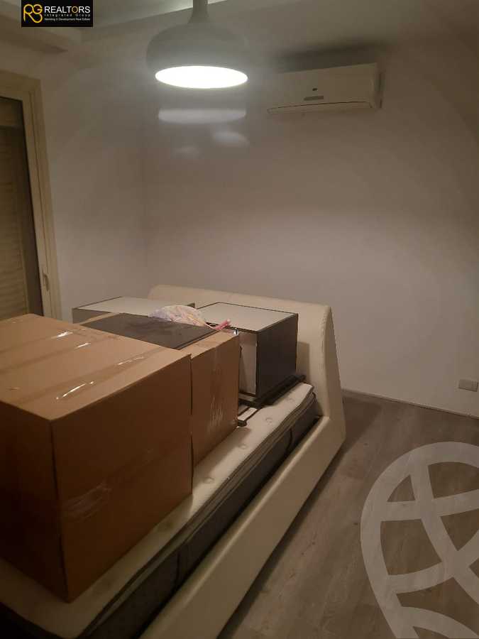 https://aqarmap.com.eg/en/listing/5344363-for-sale-cairo-el-sheikh-zayed-city-compounds-green-3