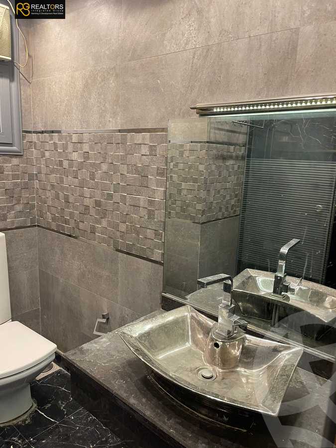 https://aqarmap.com.eg/en/listing/5344363-for-sale-cairo-el-sheikh-zayed-city-compounds-green-3