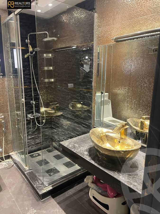 https://aqarmap.com.eg/en/listing/5344363-for-sale-cairo-el-sheikh-zayed-city-compounds-green-3