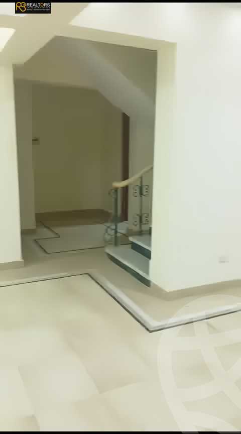 https://aqarmap.com.eg/ar/listing/5344467-for-sale-cairo-el-sheikh-zayed-city-compounds-el-rabwa