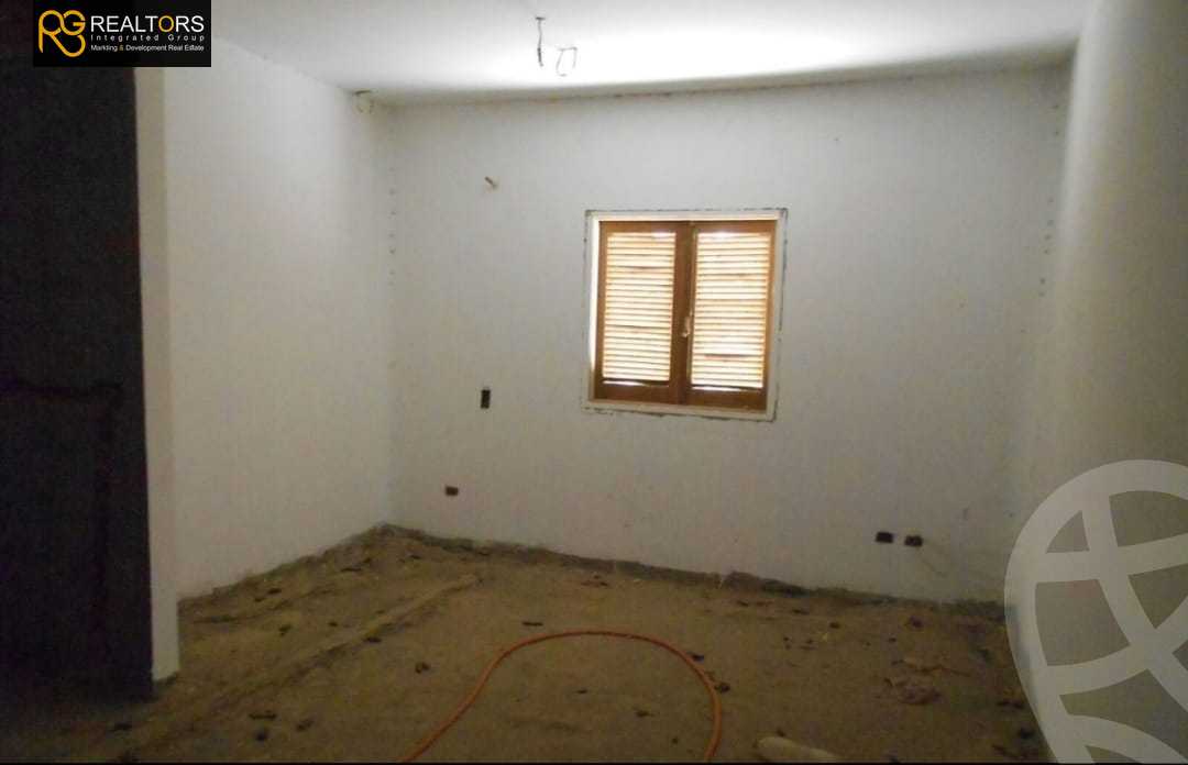https://aqarmap.com.eg/en/listing/5344777-for-sale-cairo-el-sheikh-zayed-city-alex-cairo-desert-road-mdyn-sfnks-ljdyd-sandorini