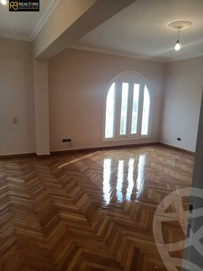 https://aqarmap.com.eg/en/listing/5394210-for-sale-cairo-6th-of-october-compounds-mena-garden-city