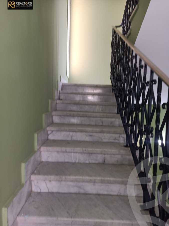 https://aqarmap.com.eg/en/listing/5394210-for-sale-cairo-6th-of-october-compounds-mena-garden-city