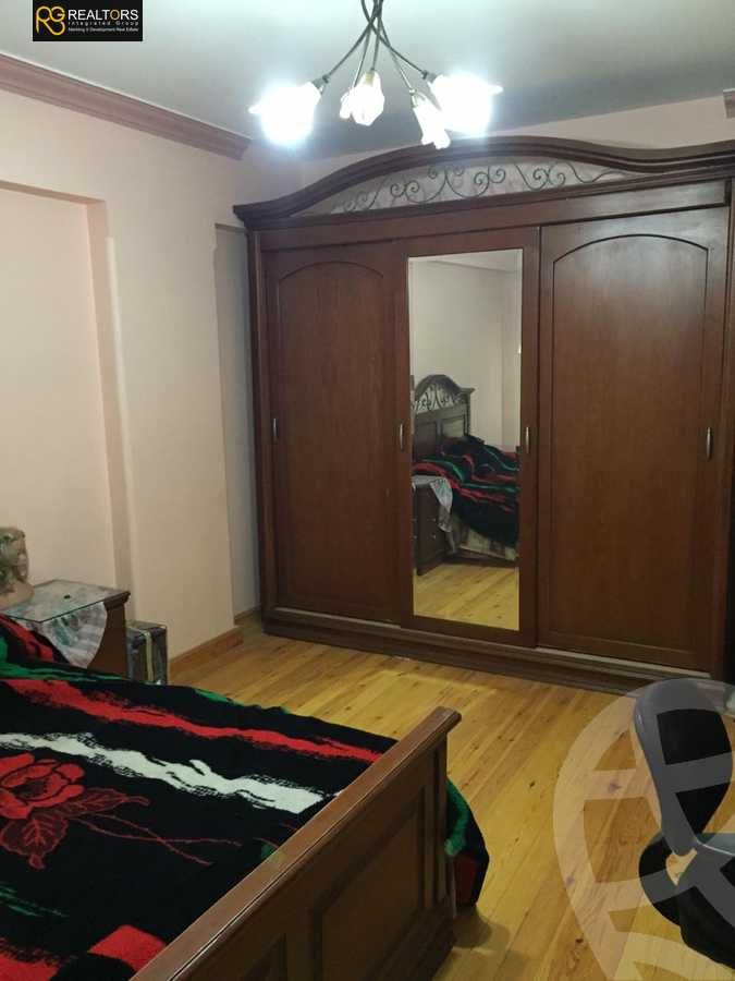 https://aqarmap.com.eg/en/listing/5394328-for-sale-cairo-6th-of-october-garb-someed-neighborhood-8th