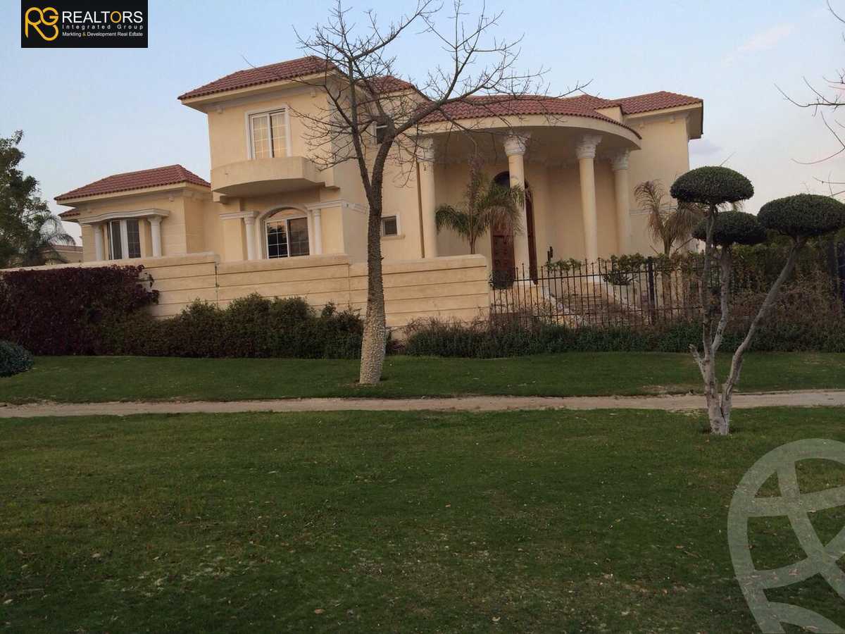 https://aqarmap.com.eg/en/listing/5394442-for-sale-cairo-6th-of-october-compounds-royal-hills
