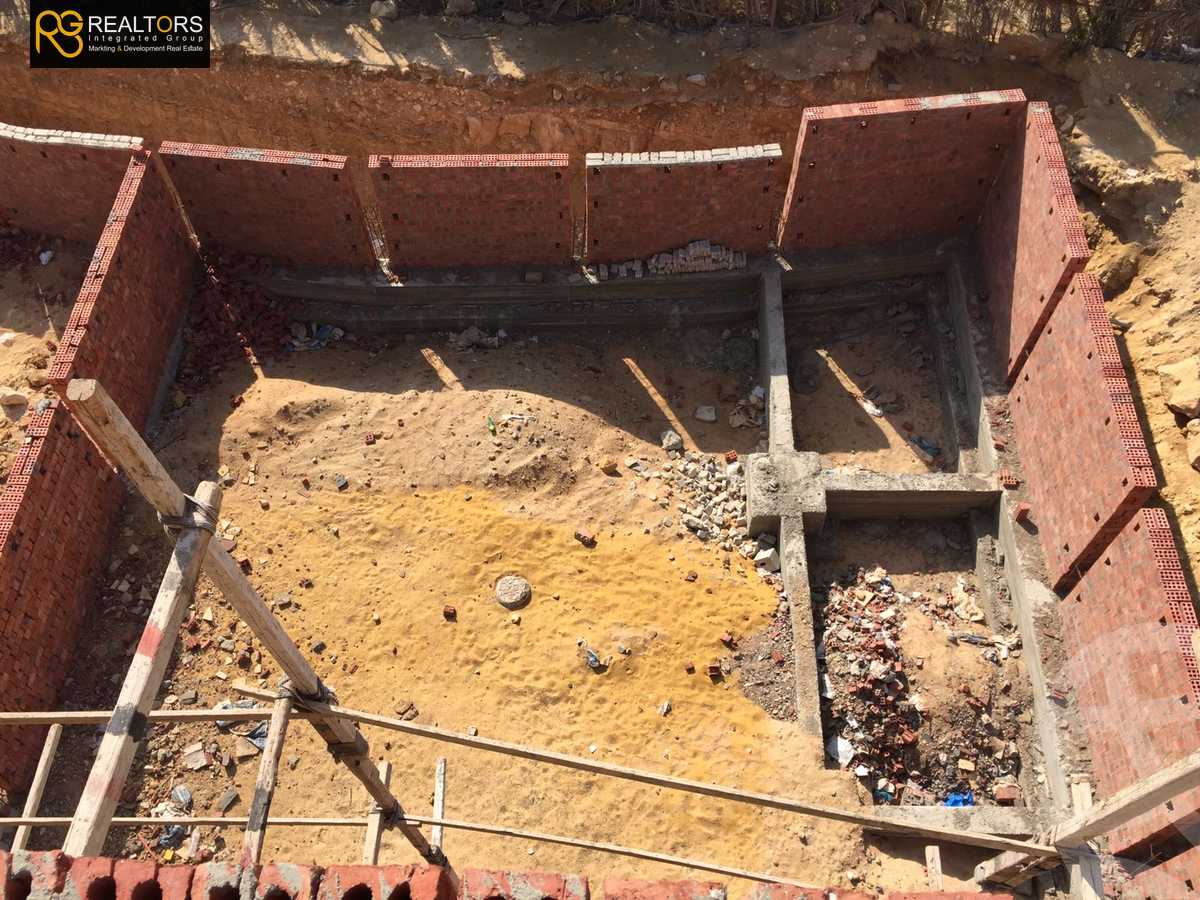 https://aqarmap.com.eg/en/listing/5394787-for-sale-cairo-6th-of-october-compounds-dream-land-lake-dream-dream-land-compound
