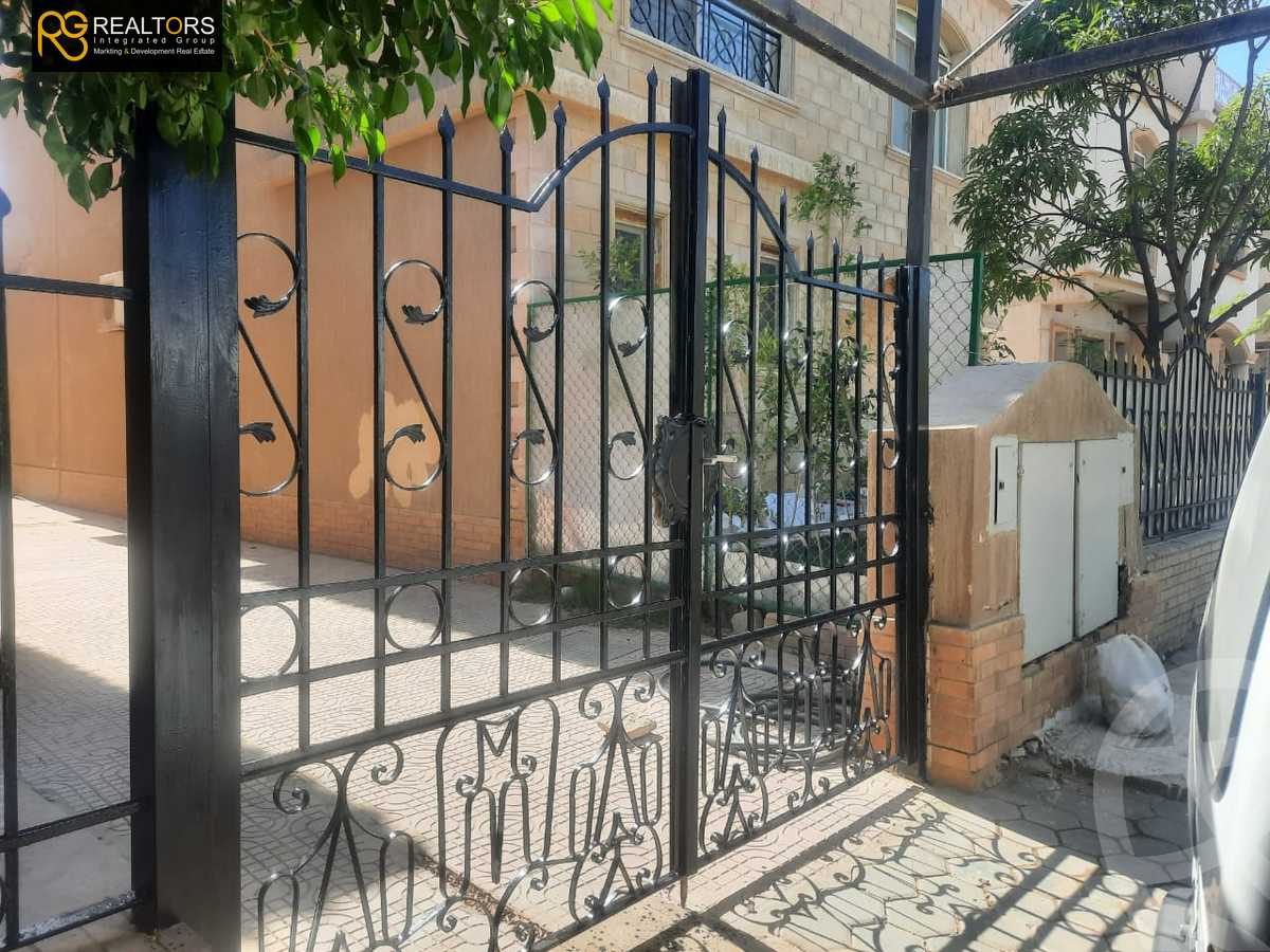 https://aqarmap.com.eg/en/listing/5394987-for-sale-cairo-6th-of-october-compounds-dream-land-flower-resort