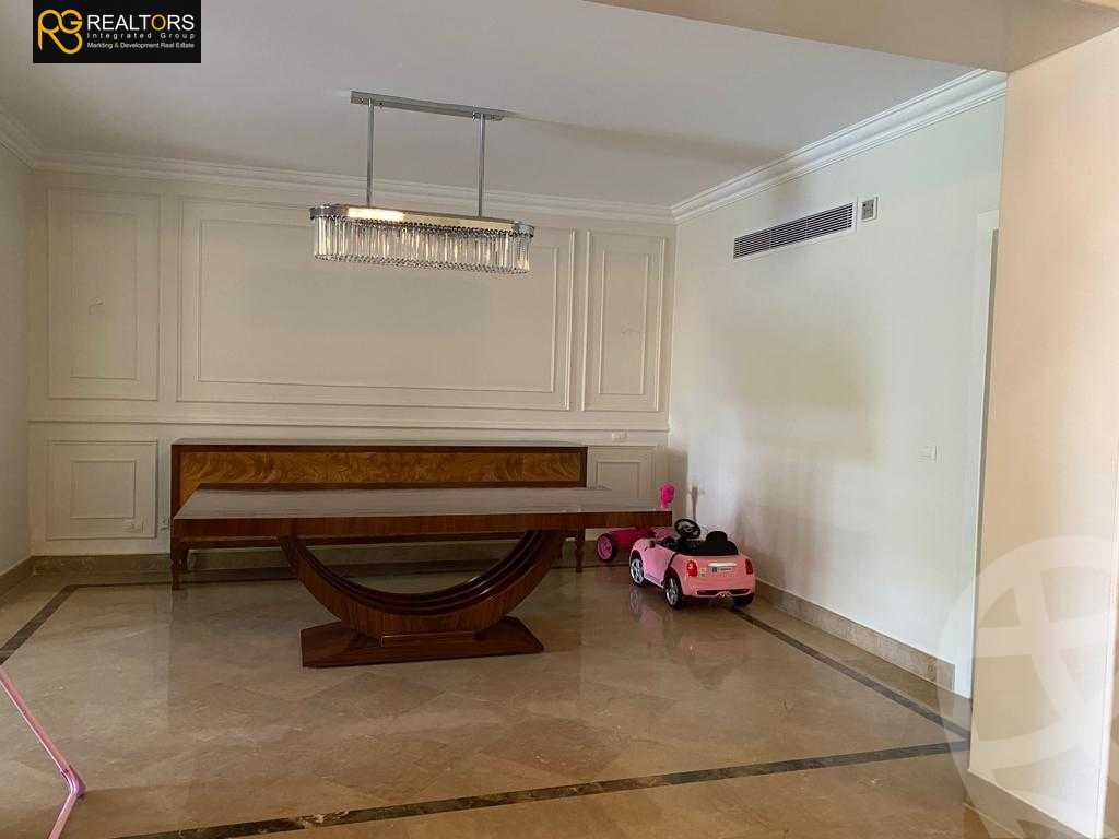 https://aqarmap.com.eg/ar/listing/5397052-for-sale-cairo-el-sheikh-zayed-city-compounds-meadows-park