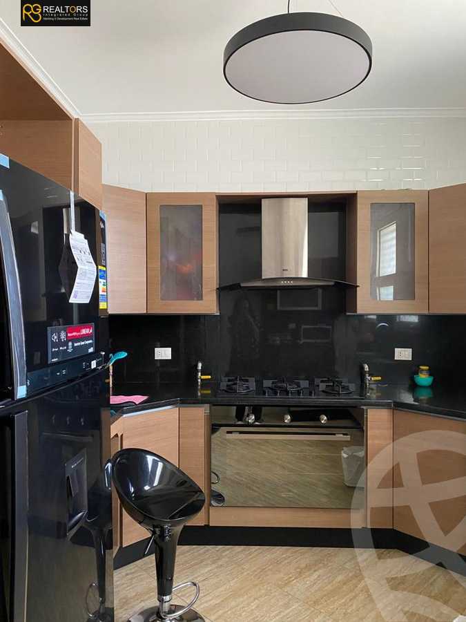 https://aqarmap.com.eg/ar/listing/5397052-for-sale-cairo-el-sheikh-zayed-city-compounds-meadows-park