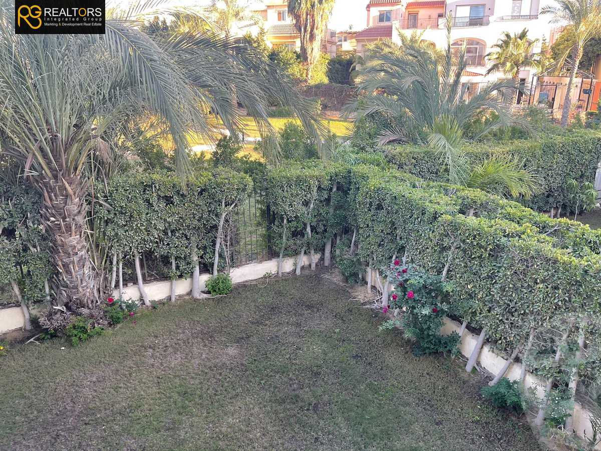 https://aqarmap.com.eg/ar/listing/5397077-for-sale-cairo-el-sheikh-zayed-city-compounds-zayed-2000