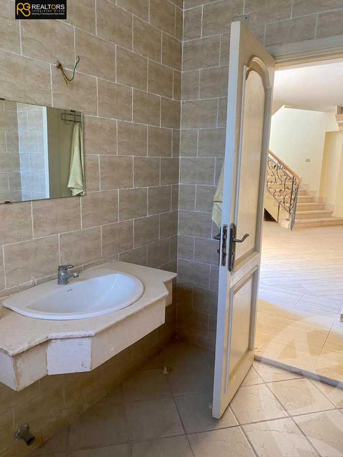 https://aqarmap.com.eg/en/listing/5397104-for-sale-cairo-el-sheikh-zayed-city-alex-cairo-desert-road
