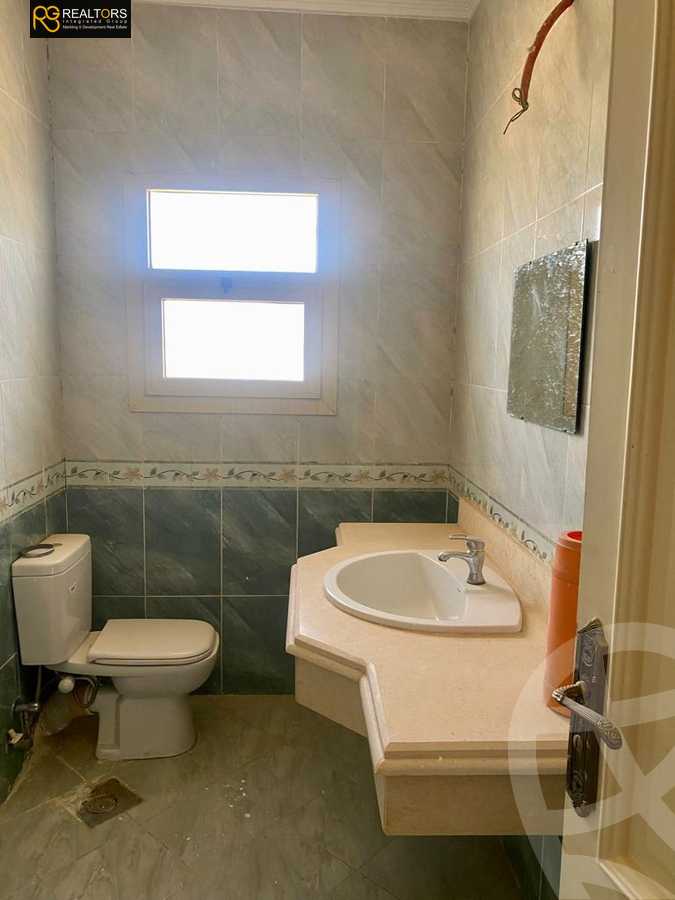 https://aqarmap.com.eg/en/listing/5397104-for-sale-cairo-el-sheikh-zayed-city-alex-cairo-desert-road