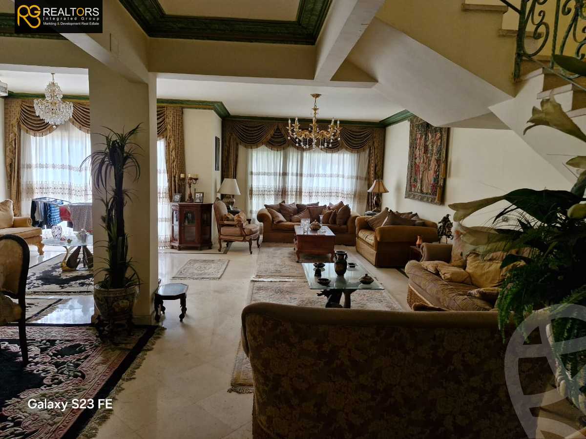 https://aqarmap.com.eg/en/listing/5397193-for-sale-cairo-el-sheikh-zayed-city-compounds-zayed-2000