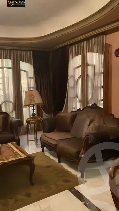 https://aqarmap.com.eg/ar/listing/5397214-for-sale-cairo-el-sheikh-zayed-city-compounds-el-yasmeen-compound