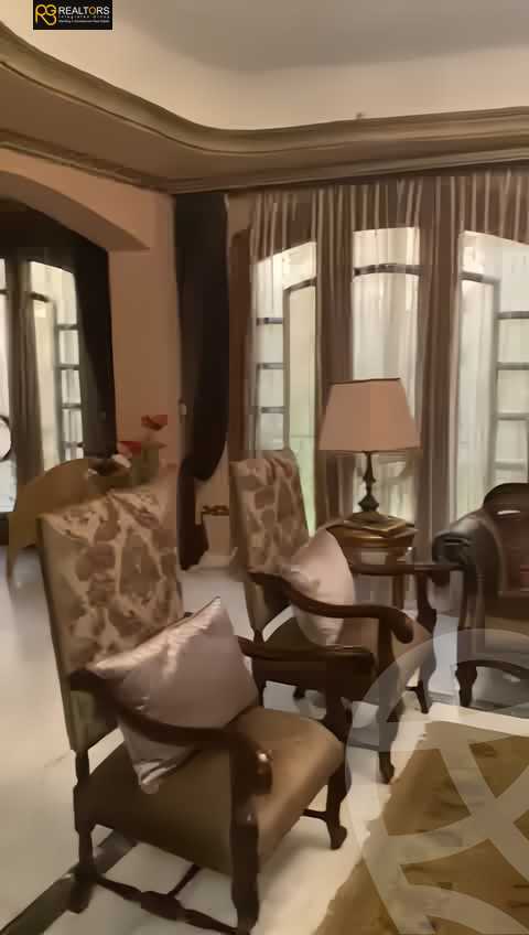 https://aqarmap.com.eg/ar/listing/5397214-for-sale-cairo-el-sheikh-zayed-city-compounds-el-yasmeen-compound