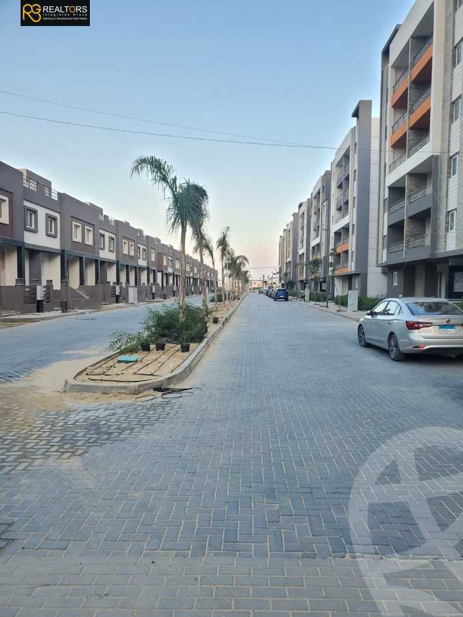 https://aqarmap.com.eg/en/listing/5397380-for-sale-cairo-6th-of-october-hadaeq-october-kmbwnd-fy-hdyq-ktwbr-rock-eden-compound-el-batal-group