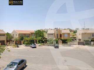 https://aqarmap.com.eg/en/listing/5397458-for-sale-cairo-el-sheikh-zayed-city-compounds-el-rabwa