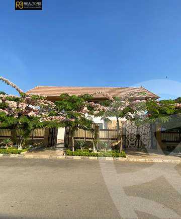https://aqarmap.com.eg/en/listing/5397458-for-sale-cairo-el-sheikh-zayed-city-compounds-el-rabwa