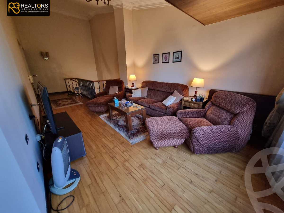 https://aqarmap.com.eg/en/listing/5397458-for-sale-cairo-el-sheikh-zayed-city-compounds-el-rabwa