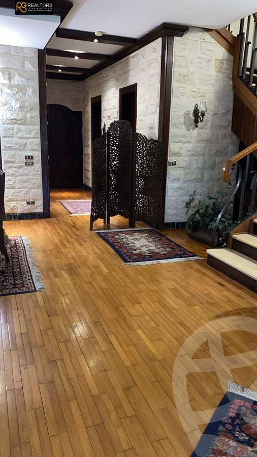 https://aqarmap.com.eg/en/listing/5397458-for-sale-cairo-el-sheikh-zayed-city-compounds-el-rabwa