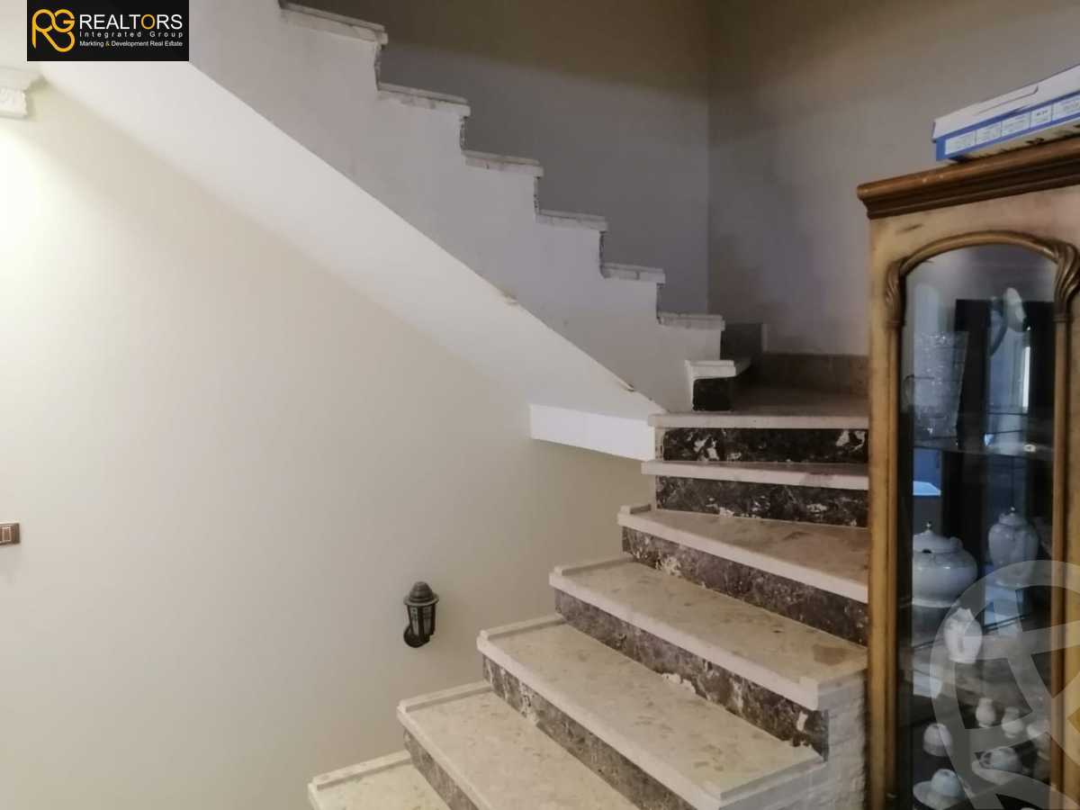 https://aqarmap.com.eg/en/listing/5397629-for-sale-cairo-el-sheikh-zayed-city-compounds-el-yasmeen-compound