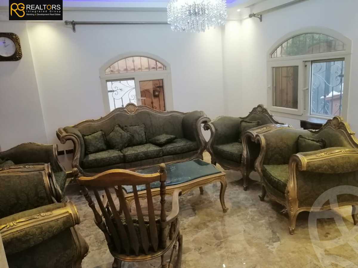 https://aqarmap.com.eg/en/listing/5397629-for-sale-cairo-el-sheikh-zayed-city-compounds-el-yasmeen-compound