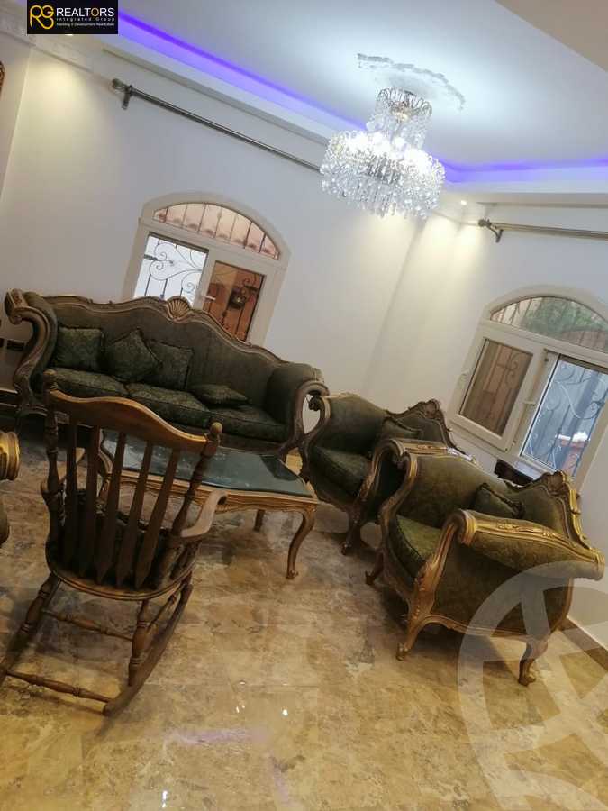 https://aqarmap.com.eg/en/listing/5397629-for-sale-cairo-el-sheikh-zayed-city-compounds-el-yasmeen-compound