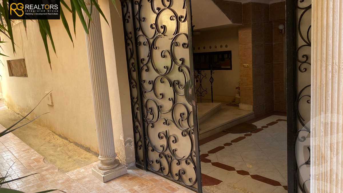 https://aqarmap.com.eg/en/listing/5424878-for-sale-cairo-6th-of-october-el-ahyaa-neighborhood-5th-no-3-st