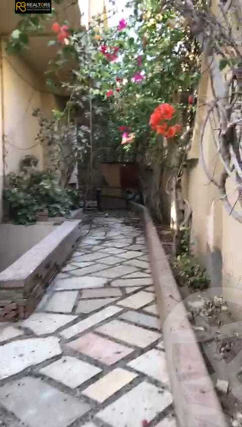https://aqarmap.com.eg/en/listing/5425156-for-sale-cairo-6th-of-october-el-ahyaa-neighborhood-3rd